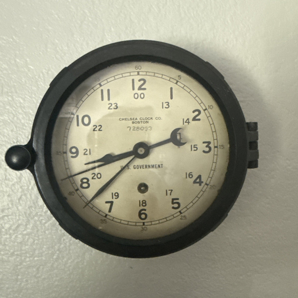 WWII Era CHELSEA CLOCK CO. Boston U.S. Govt 6" Dial Key Wind Clock – Runs w/ Key — image 1