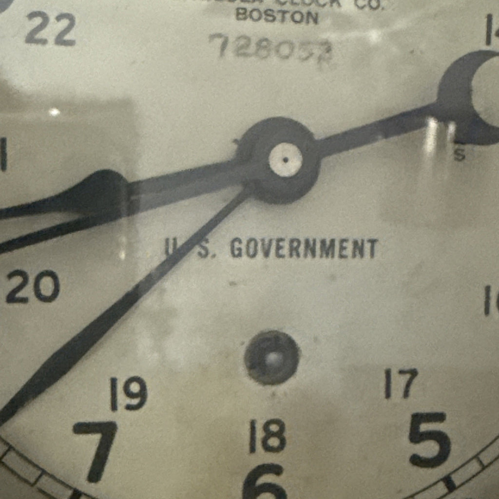 WWII Era CHELSEA CLOCK CO. Boston U.S. Govt 6" Dial Key Wind Clock – Runs w/ Key — image 3