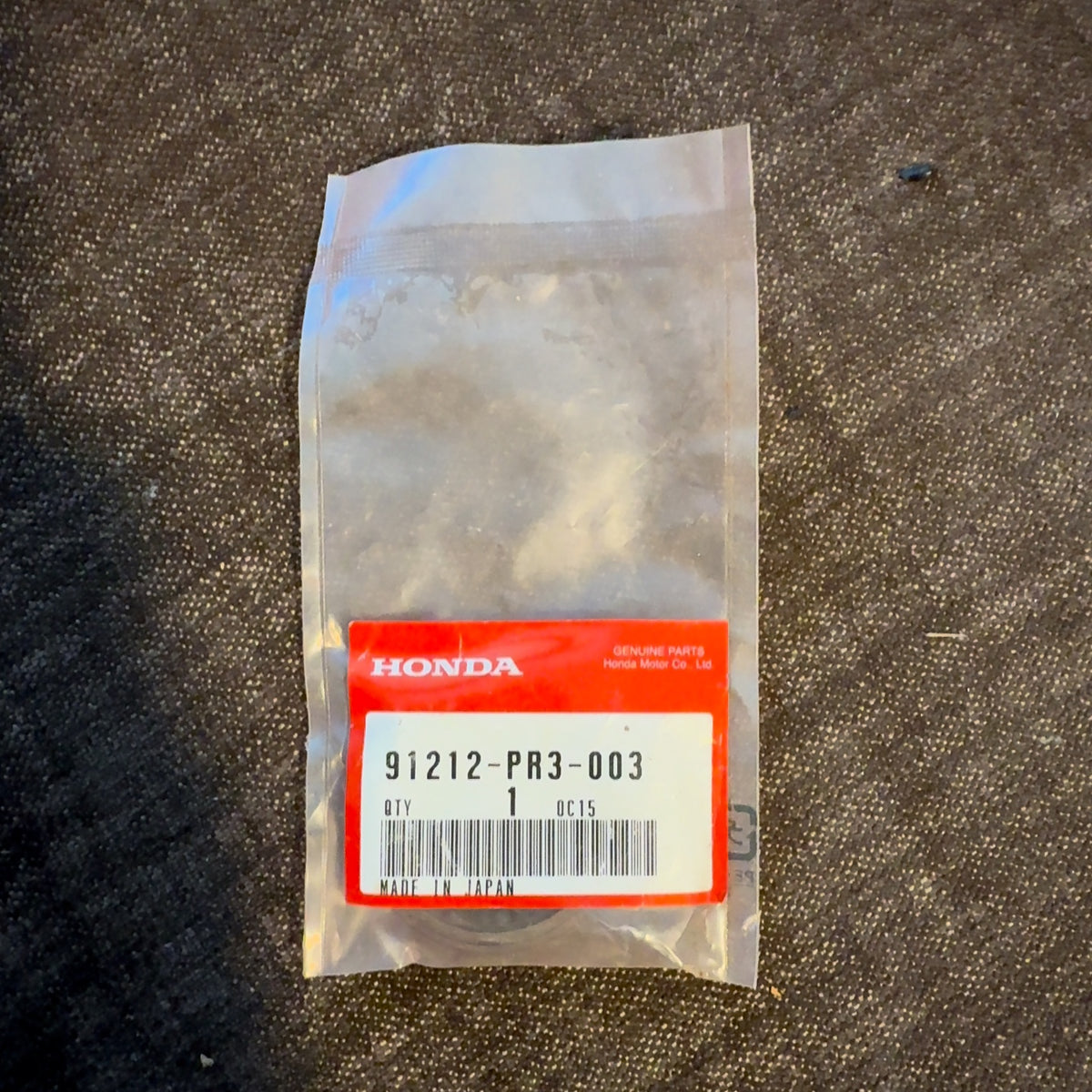 MAKE OFFER! Honda 91212-PR3-003 Front Crankshaft Oil Seal OEM NOS New Sealed — image 1